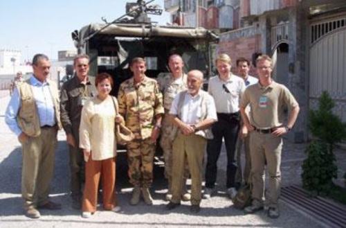 Afghanistan, settembre 2005. Delegazione NATO a Camp Vianini