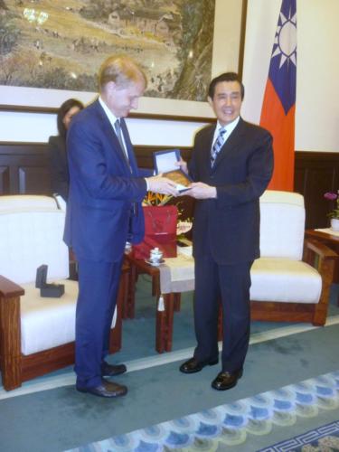 Taipei, settembre 2015. Con il Presidente della Repubblica MA Ying-jeou