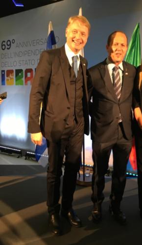 Roma, 2017. Con Nir Barkat, sindaco di Gerusalemme alla festa per l'indipendenza di Israele