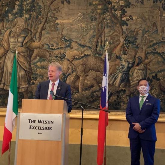 Roma, ottobre 2021. Festa Nazionale di Taiwan, con l'Amb. Andrea Sing-Ying Lee 